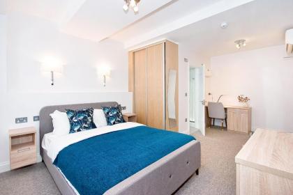 Eldon Chambers Pod 5 by City Living London - image 2