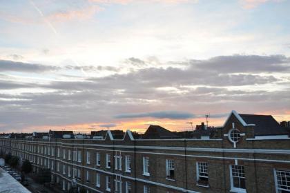 Short Term Let in Fulham - image 2