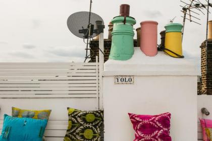 Quirky 2 Bedroom Portobello House With Roof Terrace - image 11