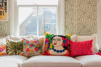 Quirky 2 Bedroom Portobello House With Roof Terrace - image 5