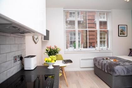Carnaby Studios by Indigo Flats - image 13