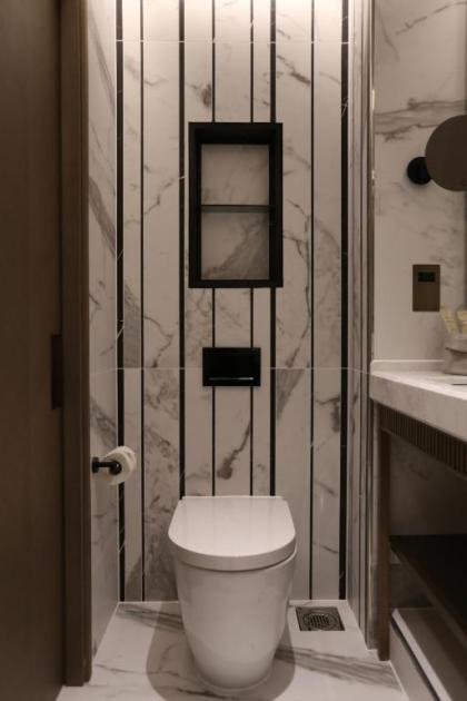 Page8 Page Hotels - image 13