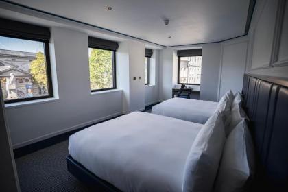 Page8 Page Hotels - image 8