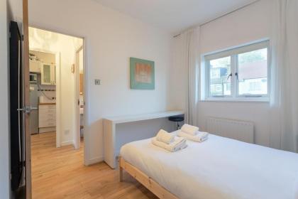 Beautiful 1 Bedroom Apartment in Notting Hill - image 12
