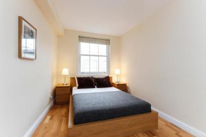 Regents Canal Apartments - image 12