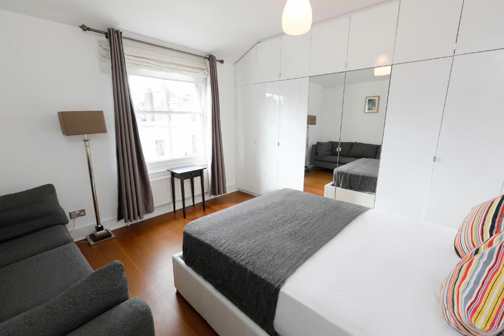 Regents Canal Apartments - image 7