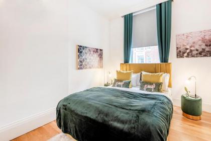 OFF Covent Garden SUPERB SPACIOUS BRIGHT LUXXE DESIGN HOME- YOUR WISH GRANTED! - image 3