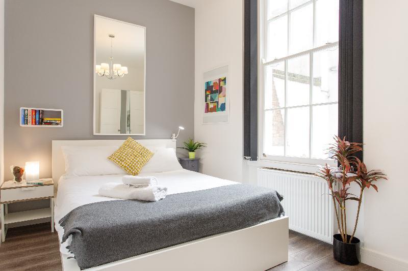 (m03) Bright Notting Hill Apart Near Portobello Rd - image 2