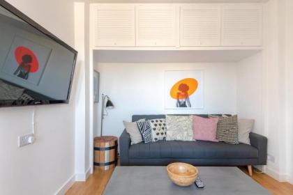 GuestReady - 1BR Flat Ideally Located In Zone 2 Fits 3 - image 1