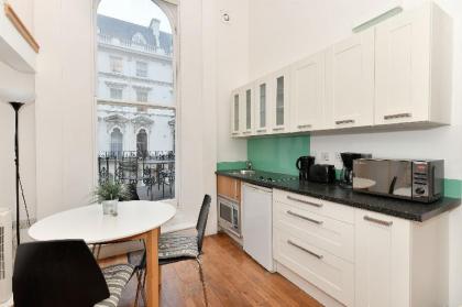 Kensington Comfort Apt 4 - Studio - image 3