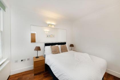 Kensington Comfort Apt 12 - Deluxe 1 BR
