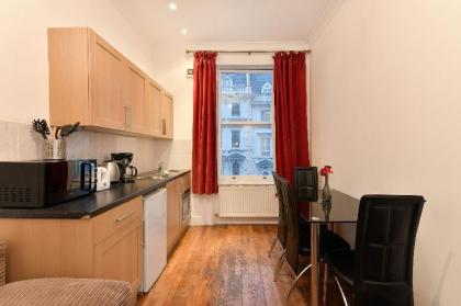 Kensington Comfort Apt 8 - Superior 1 BR