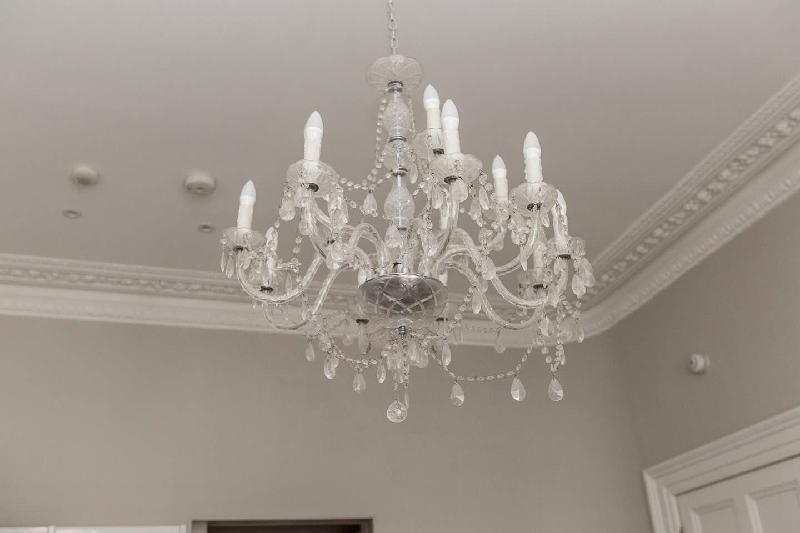 Modern 1BR Period Property in Kensington - image 5