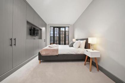2 Bed Lux Apartments near Central London FREE WIFI by City Stay Aparts London - image 13