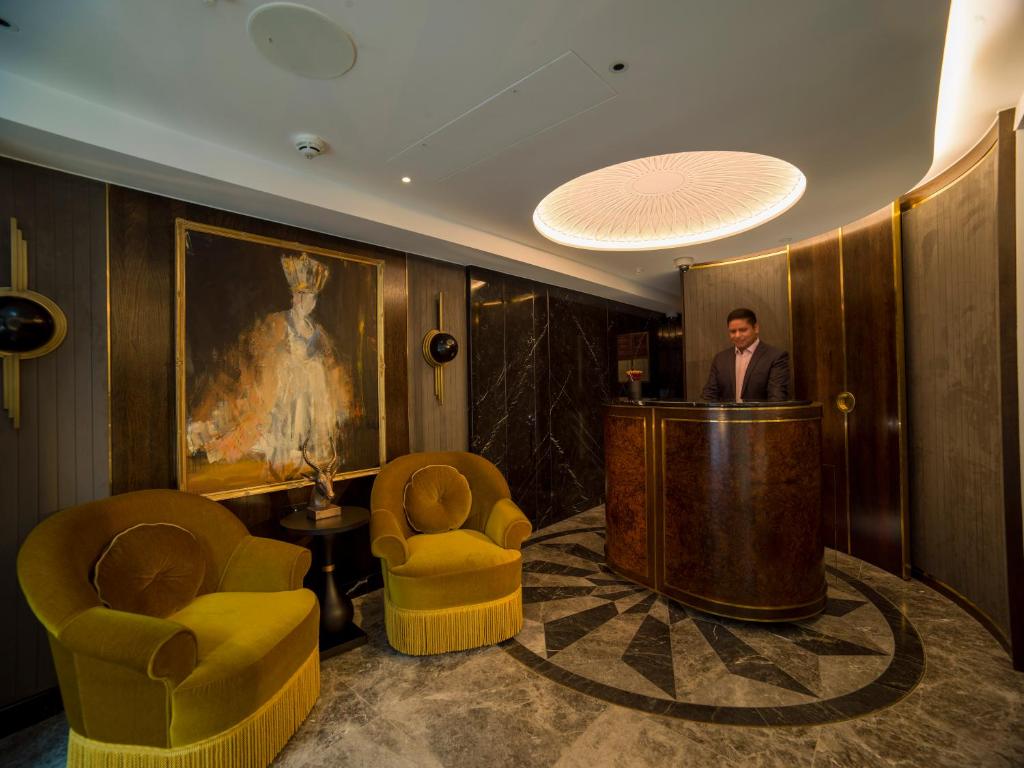 The Guardsman - Preferred Hotels and Resorts - image 2