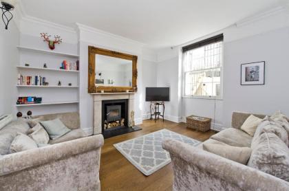 Charming 2 Bed Apt near Buckingham Palace