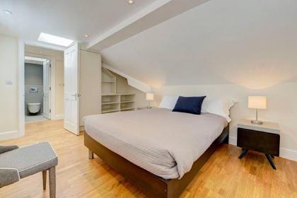 Cosy Two Bedroom Apartment  - Flat 59a - image 11