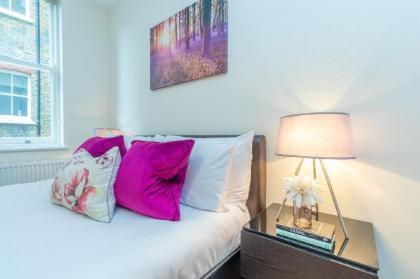 Modern Two Bedroom Apartment in Hammersmith - 203A - image 17