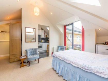 Trendy Studio MAIDA HILL - SK