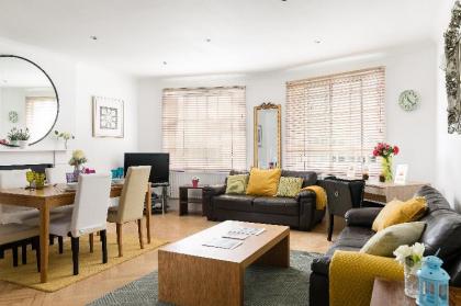 3-bedroom apartment Lancaster gate - image 1