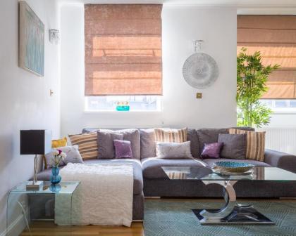Designer 2-bed 2-bath behind Selfridges