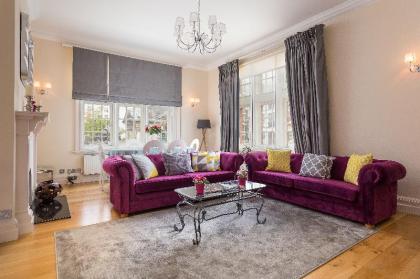 5 bedroom next to Selfridges London