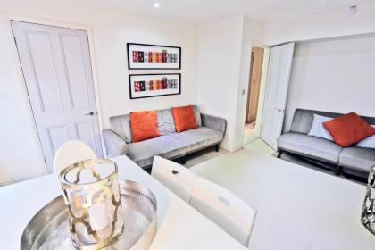 Flower Market Suites - image 16