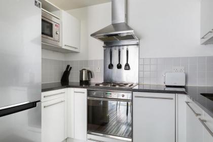 The Spitalfields Apartments - image 10