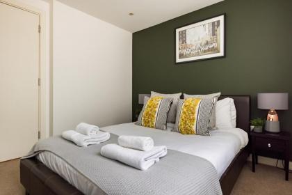 The Spitalfields Apartments - image 13
