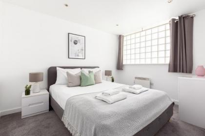 The Spitalfields Apartments - image 17