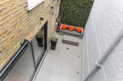 Beautiful 2 Bedroom terrace house in Camden - image 12