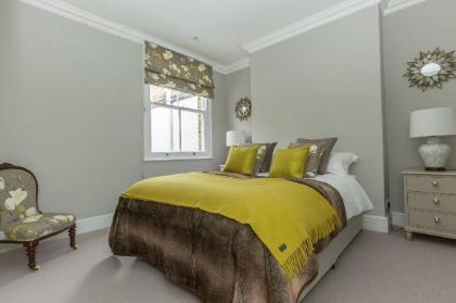 Beautiful 2 Bedroom terrace house in Camden - image 17