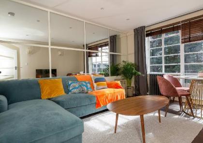 Beautiful 2BR Apartment in Shepherds Bush