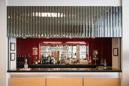 Lancaster Hall Hotel - image 15