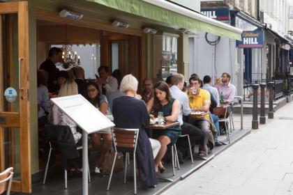 One Bed Serviced Apts near Oxford Street upper ground - image 17