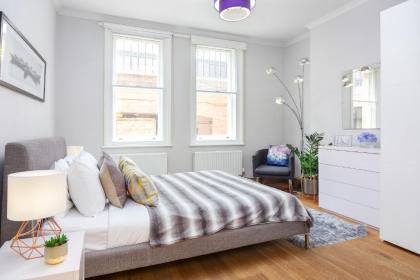 One Bed Serviced Apts near Oxford Street upper ground - image 9