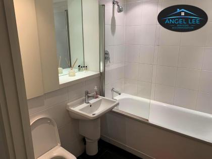 Angel Lee Serviced Accommodation Diego London 1 Bedroom Apartment - image 14