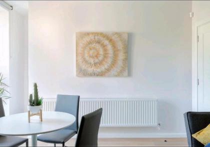 Deluxe Central London North Apartment - image 13