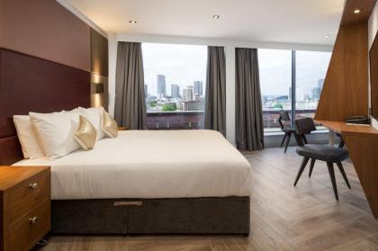 Roomzzz London Stratford - image 5