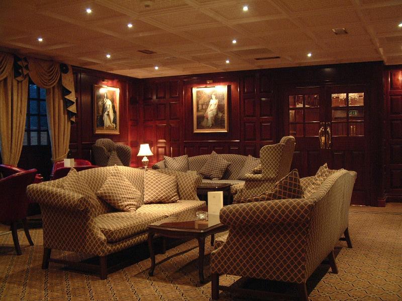 Barn Hotel London Ruislip - image 3