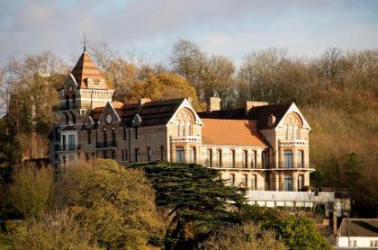 Petersham Hotel - image 2