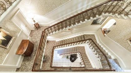 Petersham Hotel - image 20