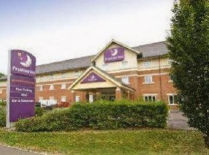 Premier Inn London Gatwick Airport South - London Road - image 13