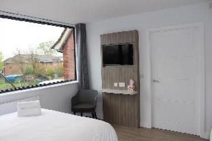 Premier Inn London Heathrow M4/J4 - image 12