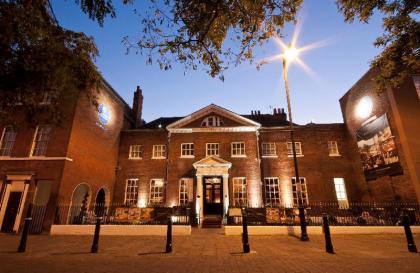 Sir Christopher Wren Hotel & Spa - image 2