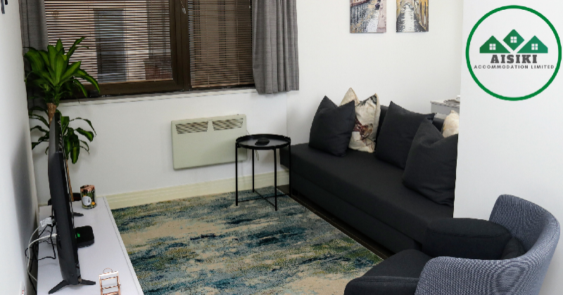 Charming 1Bed/ 1Bath w/free parking in Watford - image 5