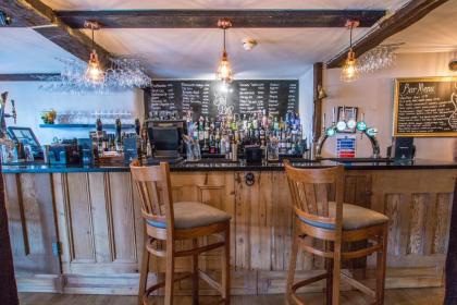 The Saracens Head Hotel - image 14