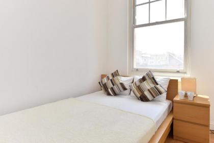 Fantastic Stays at Camden - image 13