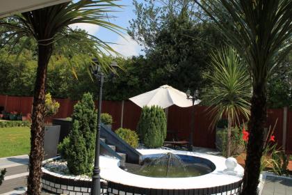 Skylark Guest House - image 13