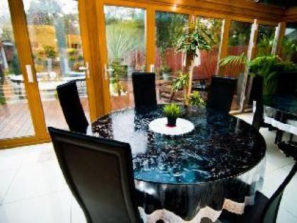 Skylark Guest House - image 3
